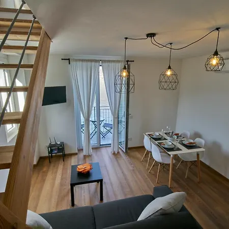 Comballo Apartment