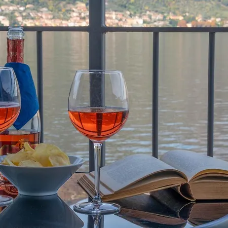 公寓 Comballo 勒泽诺